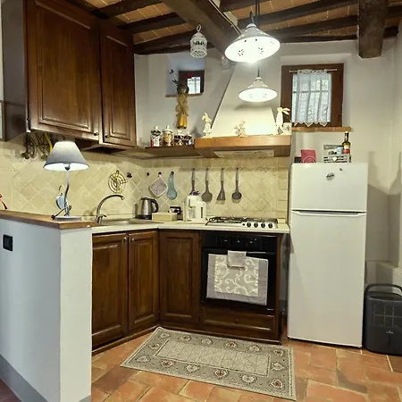 Apartment La Casina In Via Fiorita